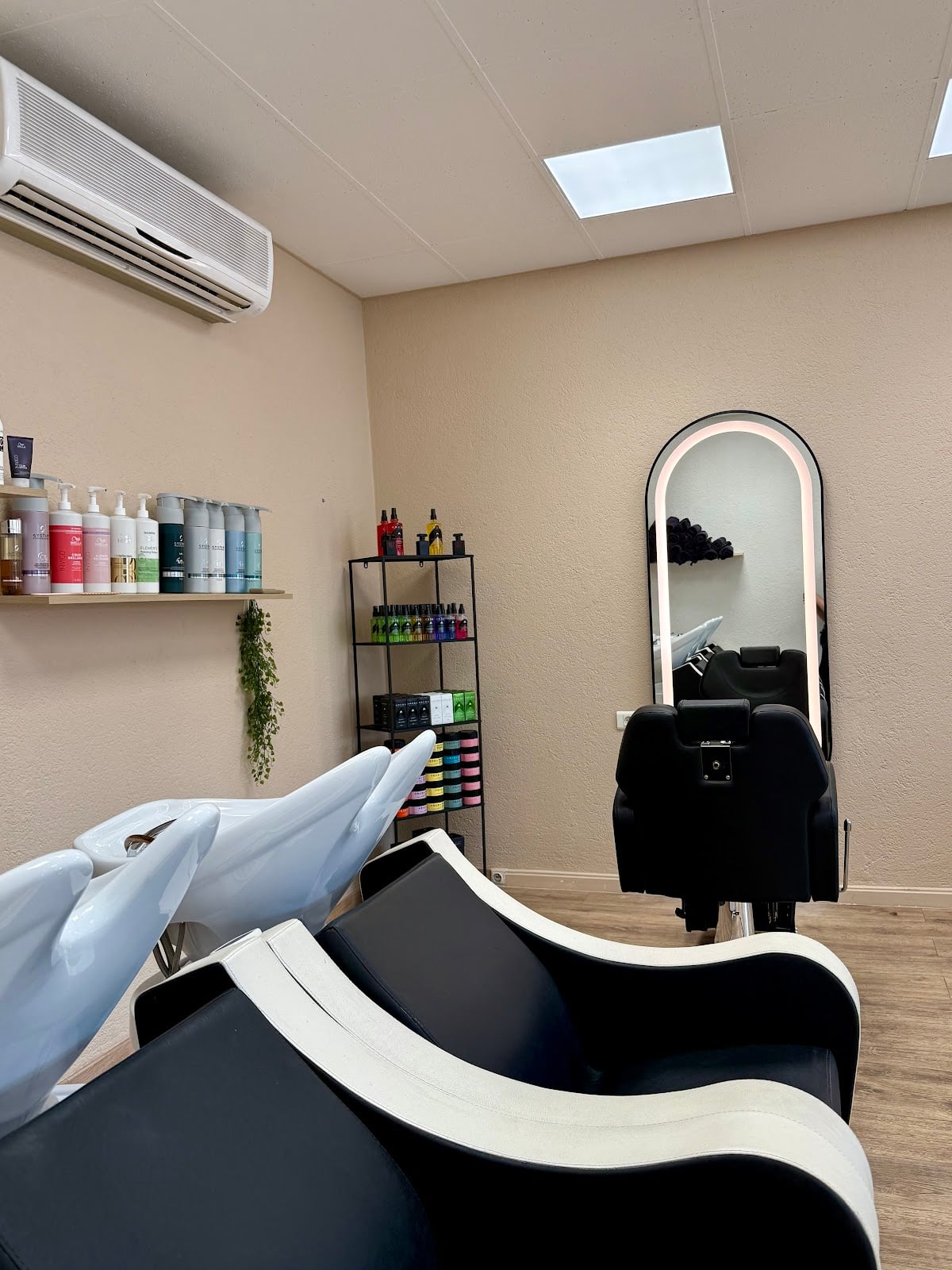COLMAR COIFFURE — galerie 1